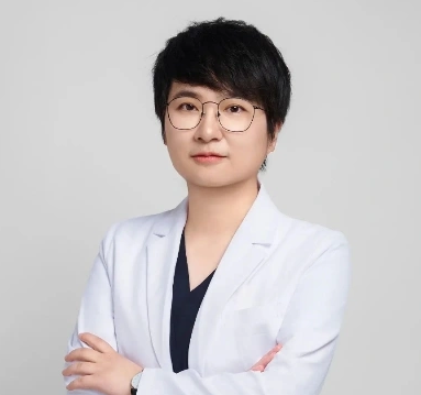 上海李春医生割双眼皮怎么样？李春审美好不好，术后效果自然吗？